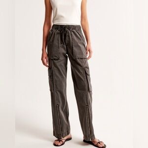 Abercrombie Wide-Leg Cargo Pants | XS Short